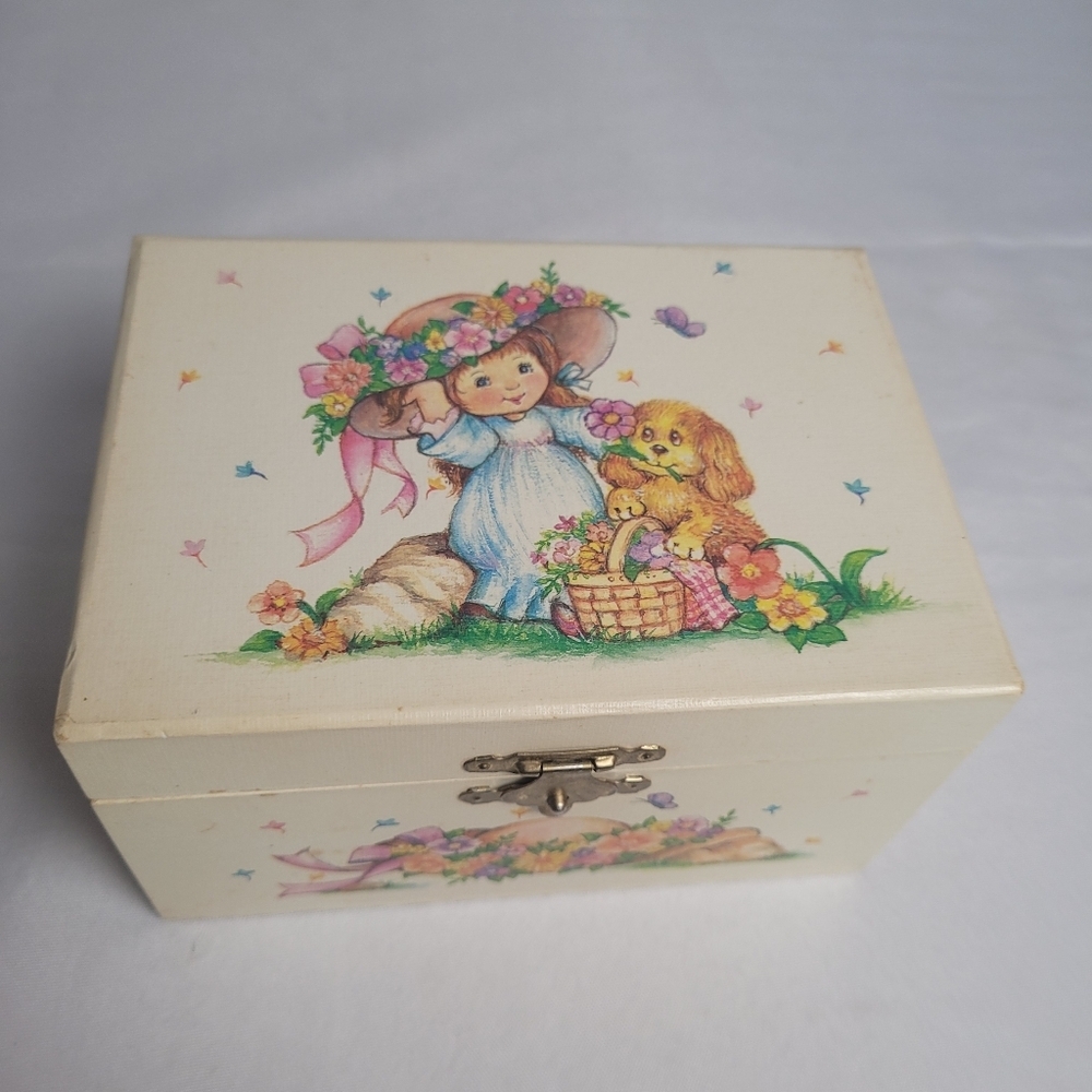 Vintage 1980's Girls Musical Ballerina Jewelry Box London Bridges Wal Mart